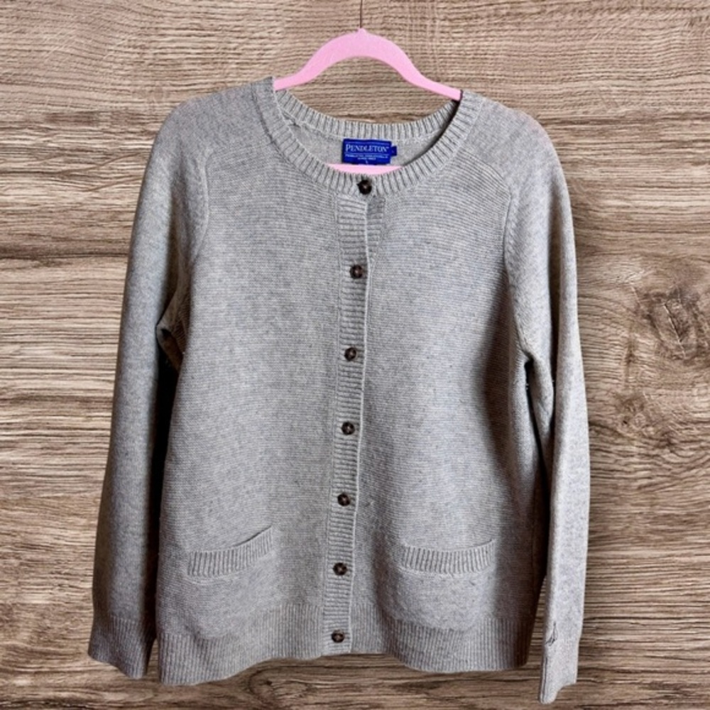 Pendleton tan lambs wool cardigan sweater. Large.